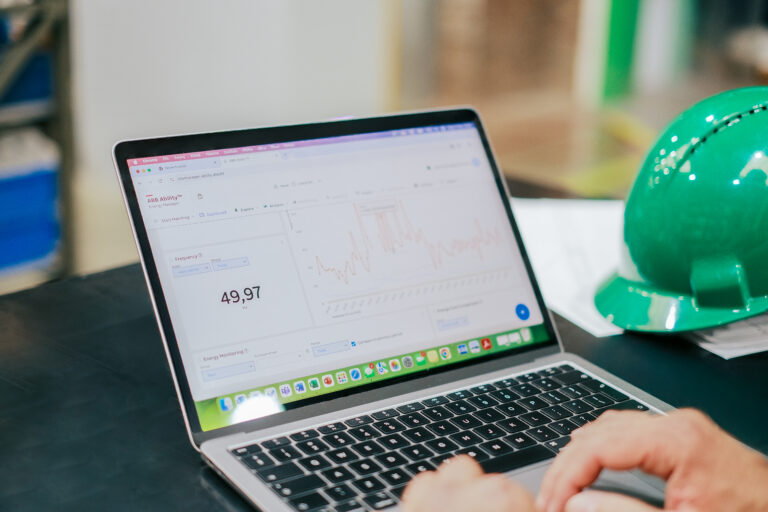 Raporty z oszczędności energii i efektywności ROI